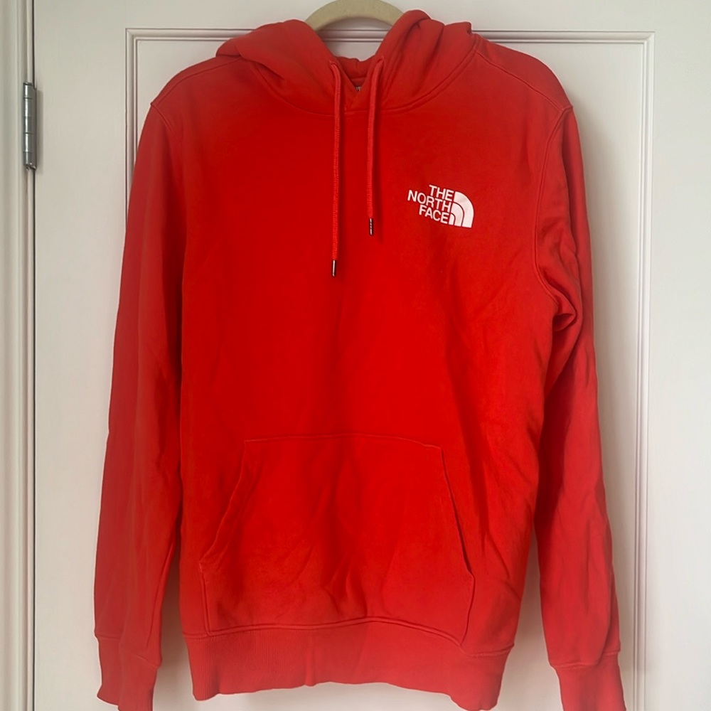 Men’s medium orange the north face hoodie